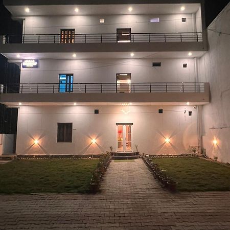 Gulab Residency Hotel Varanasi Ngoại thất bức ảnh