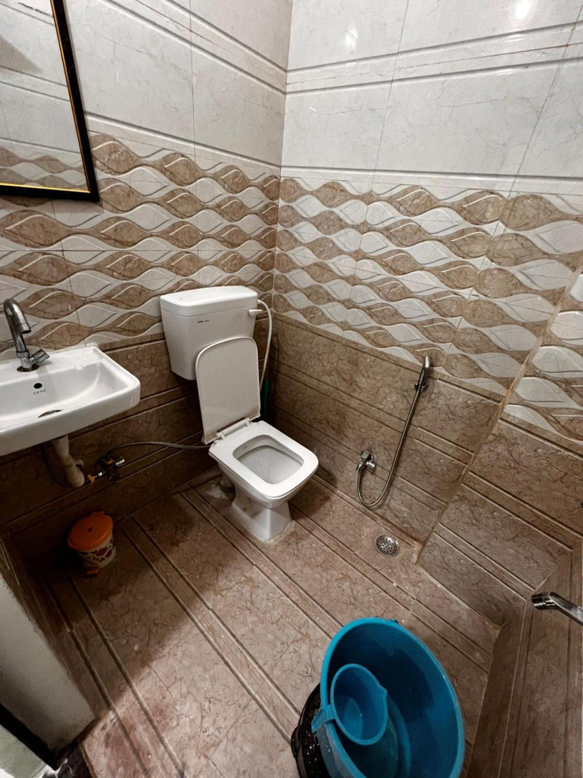 Gulab Residency Hotel Varanasi Ngoại thất bức ảnh